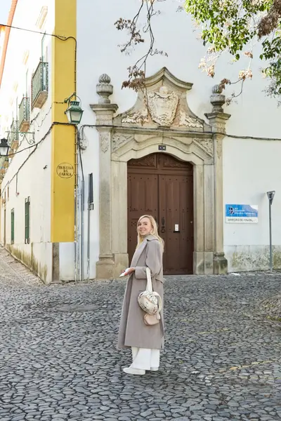 Family photoshoot in Lisbon by Kate Belova