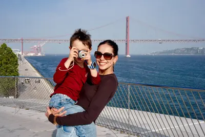Family photoshoot in Lisbon by Kate Belova